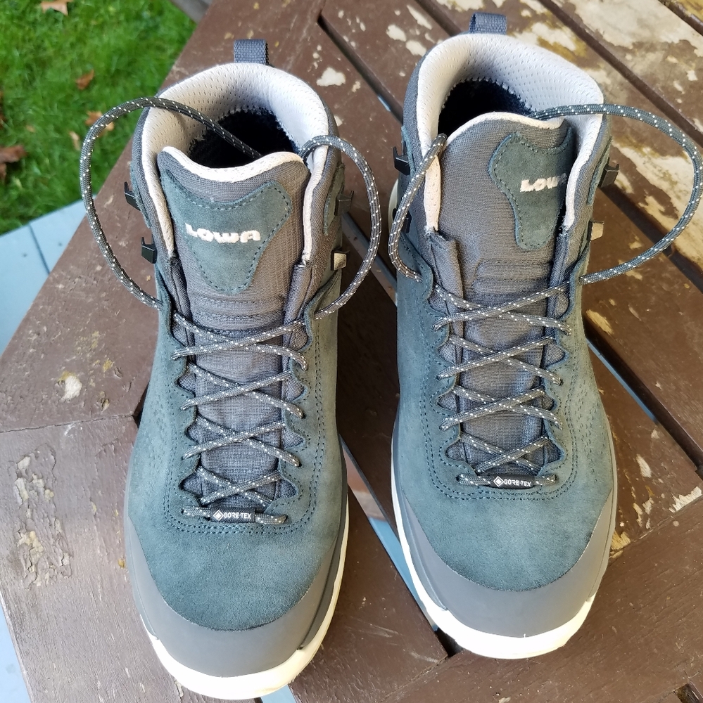 Lowa Malta mid gtx 10, Slovakia made - Picture 3 of 13